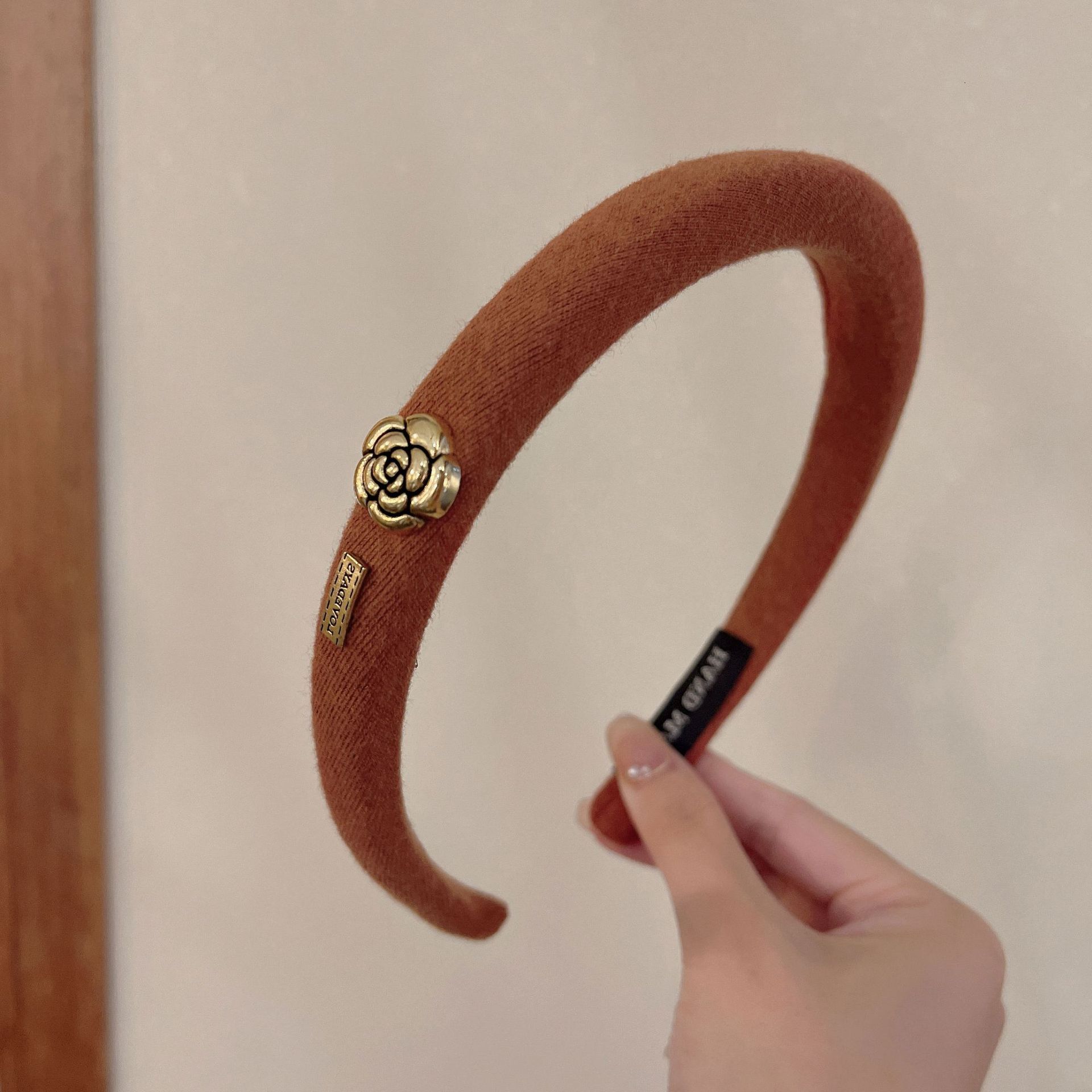 Luxury Creative Design Jewelry Korean Style Small Fragrance Camellia Scrunchie Black Sponge High Crown Headband Women Fashion Hair Accessories Head
