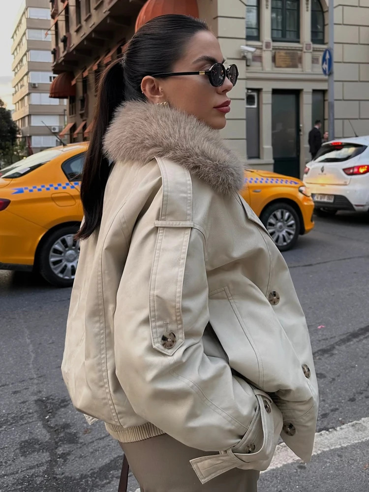 HH Fashion Women Faux Fur Short Trench Coat With Faux Fur Collar Female Winter Double Breasted Waterproof Windbreaker 251222