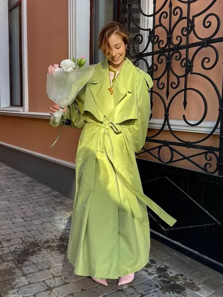Green Oversized Lapel Trench Coat Women Fashion Long Sleeve Belted Loose Fit Lapel Jackets 2025 Lady Luxury Street OuterwearsT251226
