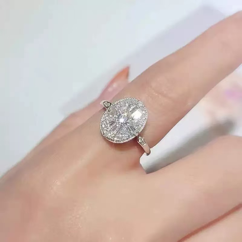 Tianyu Gems 45mm Round and Trapezoid Cut Moissanite 10k14k 18k Yellow Gold Antique Style Jewelry Rings for Women Engagement