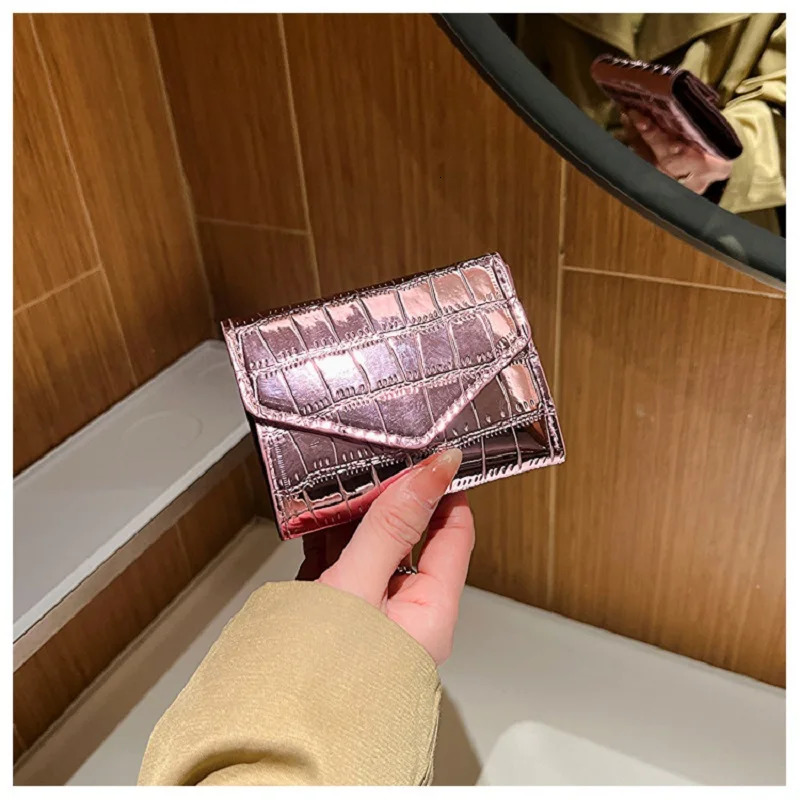 Short Wallet Women Purse Multi-Card Multifunction Card Holder Coin Purse Fashion Simple Three Fold Short Clip Female Mini Wallet 251225