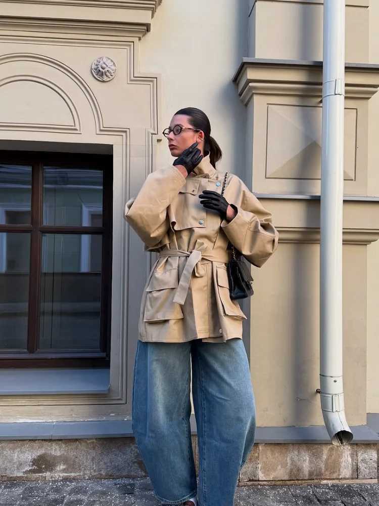 Casual Khaki Waistband Short Windbreaker Women Elegant Lapel Long Sleeved Pocket Single Breasted Jacket Autumn Daily Street CoatT251226