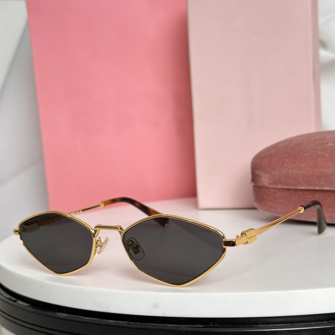 sunglasses designer sunglasses for women Polygon sunglasses Fashion Outdoor Eternal Classic Style Eyewear Multi-style full-frame spectacles nice