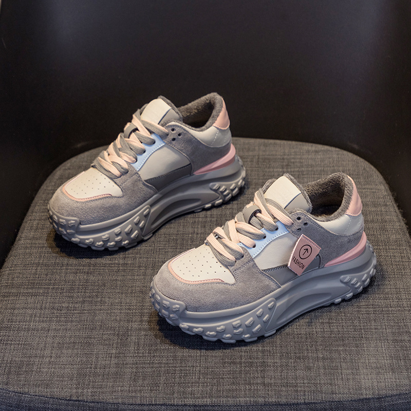 2025 Designer Fashion Women's Handbag Autumn/Winter New Korean Edition Leisure Trend Thick soled Sports Shoes