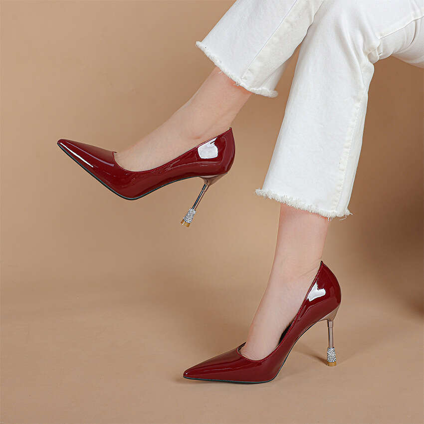 31-44 Large Size Pointed Toe Shallow Mouth Stiletto Heel for Women Profeional Patent Leather 10cm Heels