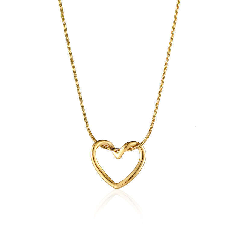 Pendant Necklace Hollow Heart Necklace For Women Simple Design Student Pendant Versatile Stainless Steel Collarbone Chain