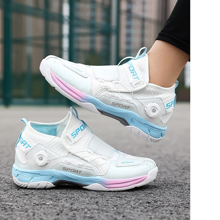 New badminton for men women, with shock absorption, breathable professional sports shoes, non-slip and wear-resistant table tennis shoes