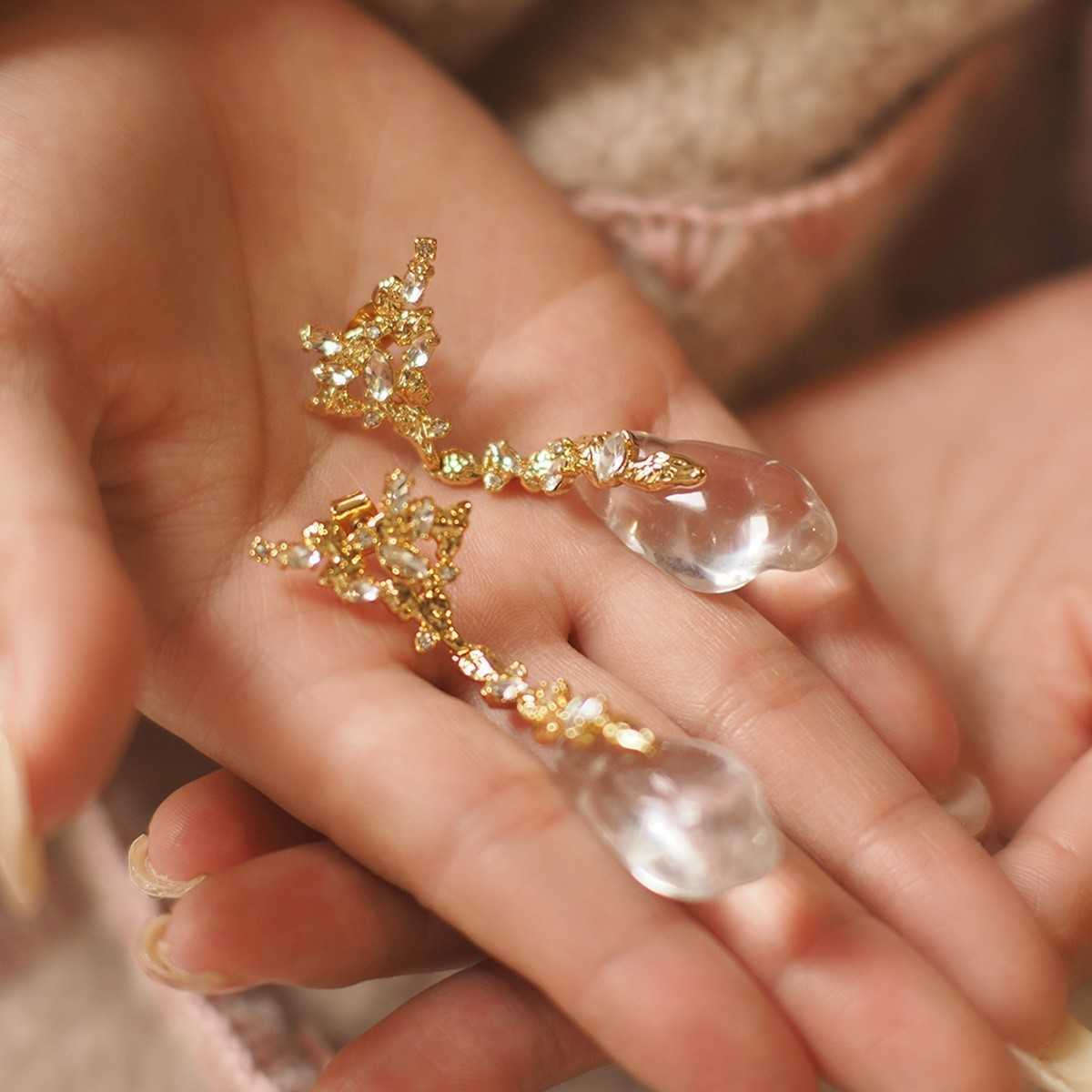 Best-selling crystal geometric diamond-set vintage retro avant-garde designer Alexis Bittar earrings L251226