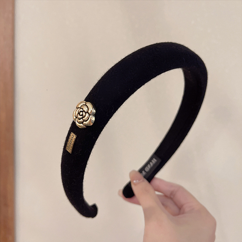 Luxury Creative Design Jewelry Korean Style Small Fragrance Camellia Scrunchie Black Sponge High Crown Headband Women Fashion Hair Accessories Head