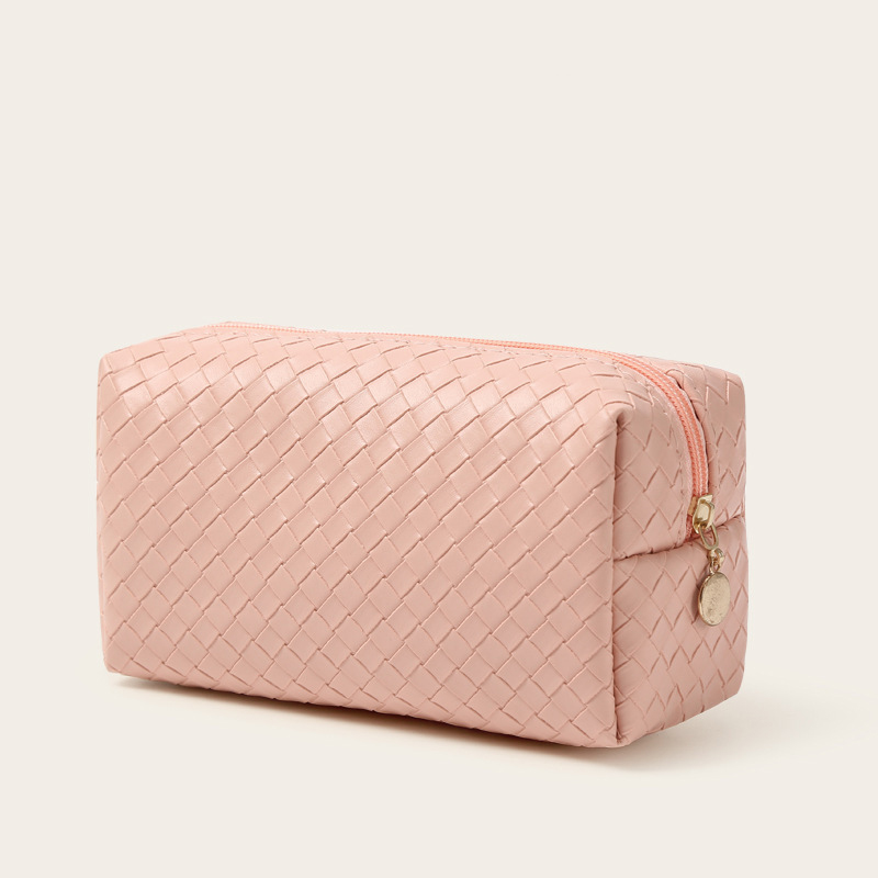 2025 new Vintage light luxury large-capacity hand-held makeup bag for women portable travel skincare product partitioned waterproof toiletries storage