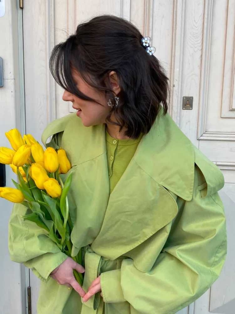 Green Oversized Lapel Trench Coat Women Fashion Long Sleeve Belted Loose Fit Lapel Jackets 2025 Lady Luxury Street OuterwearsT251226