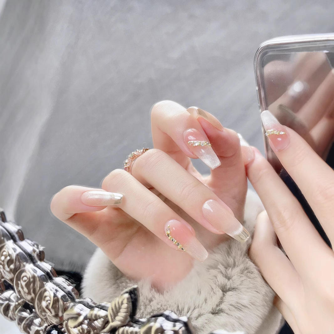 autumnthemed festive cat eye artificial fingernails with unique maillard finish