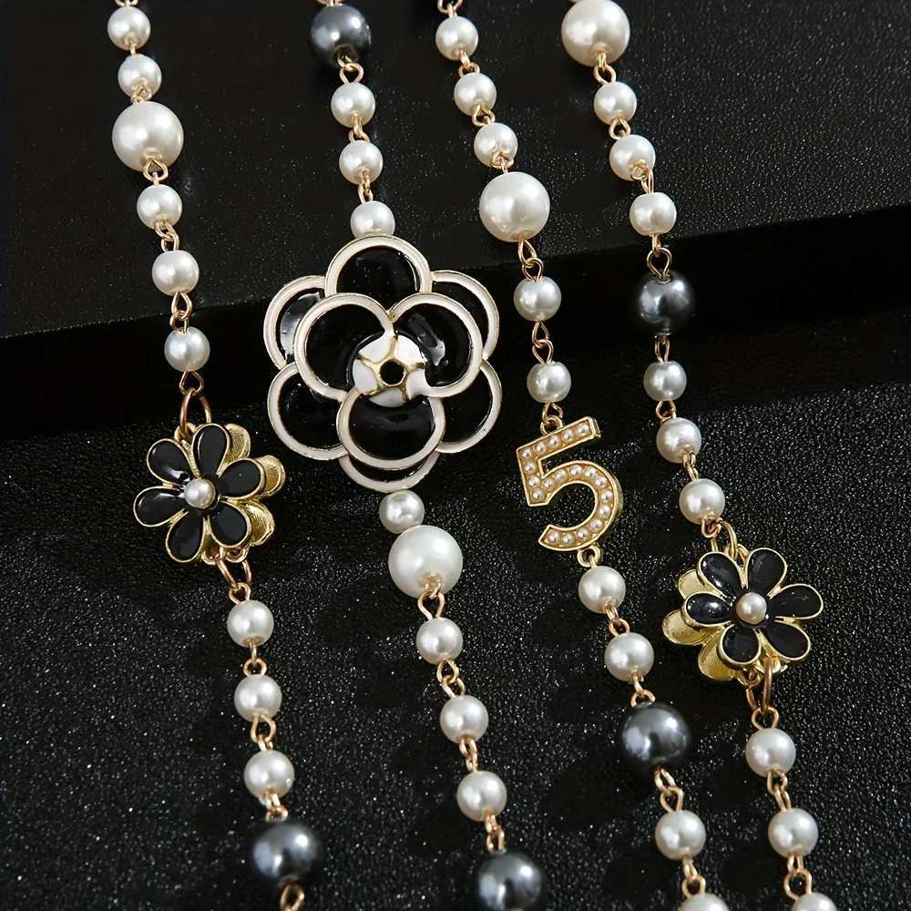 Luxury Japanese and Korean style number 5 Double layer flower imitation pearl long necklace Handmade beaded popular necklaceXJ251226