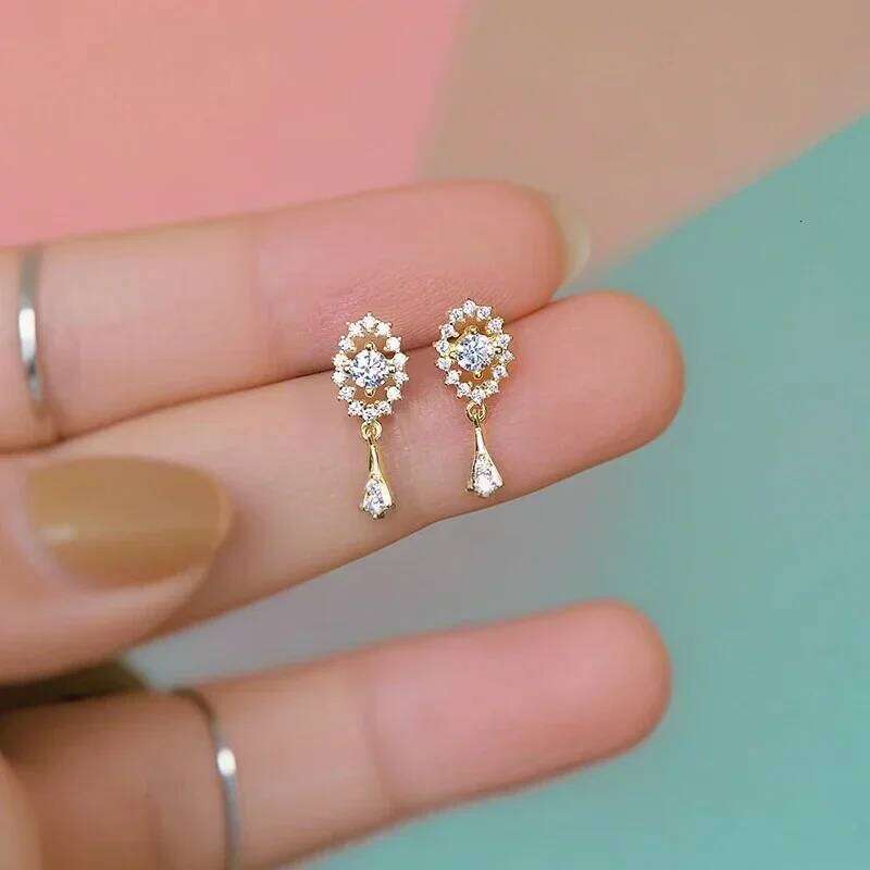 Huitan Romantic Sweet Gold Color Women Drop Earrings Inlaid Shining CZ For Wedding Party Daily Trendy Cute Accessories Jewelry