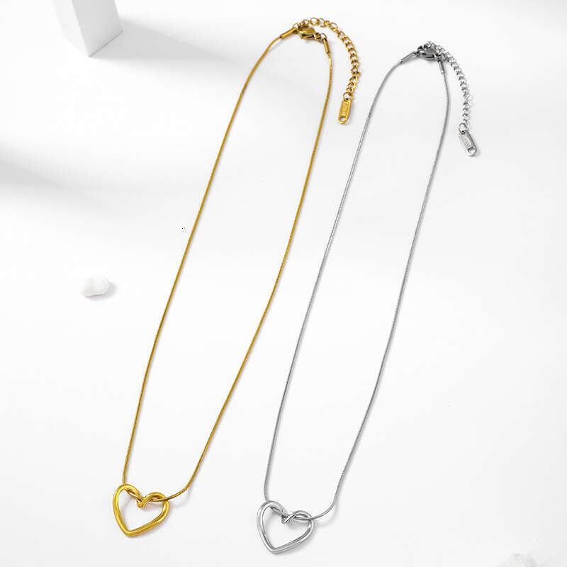 Pendant Necklace Hollow Heart Necklace For Women Simple Design Student Pendant Versatile Stainless Steel Collarbone Chain
