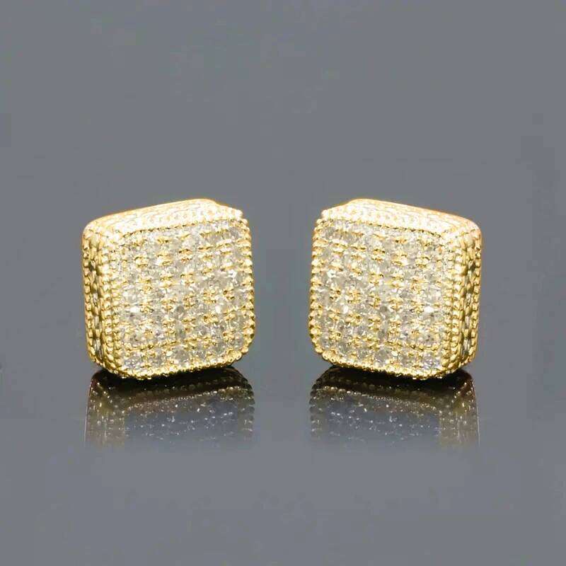 Huitan Trendy Square Stud Lady Full Bling Iced Out Brilliant Cubic Zirconia Jewelry Fashion Women's Daily Wear Earrings 25H1226