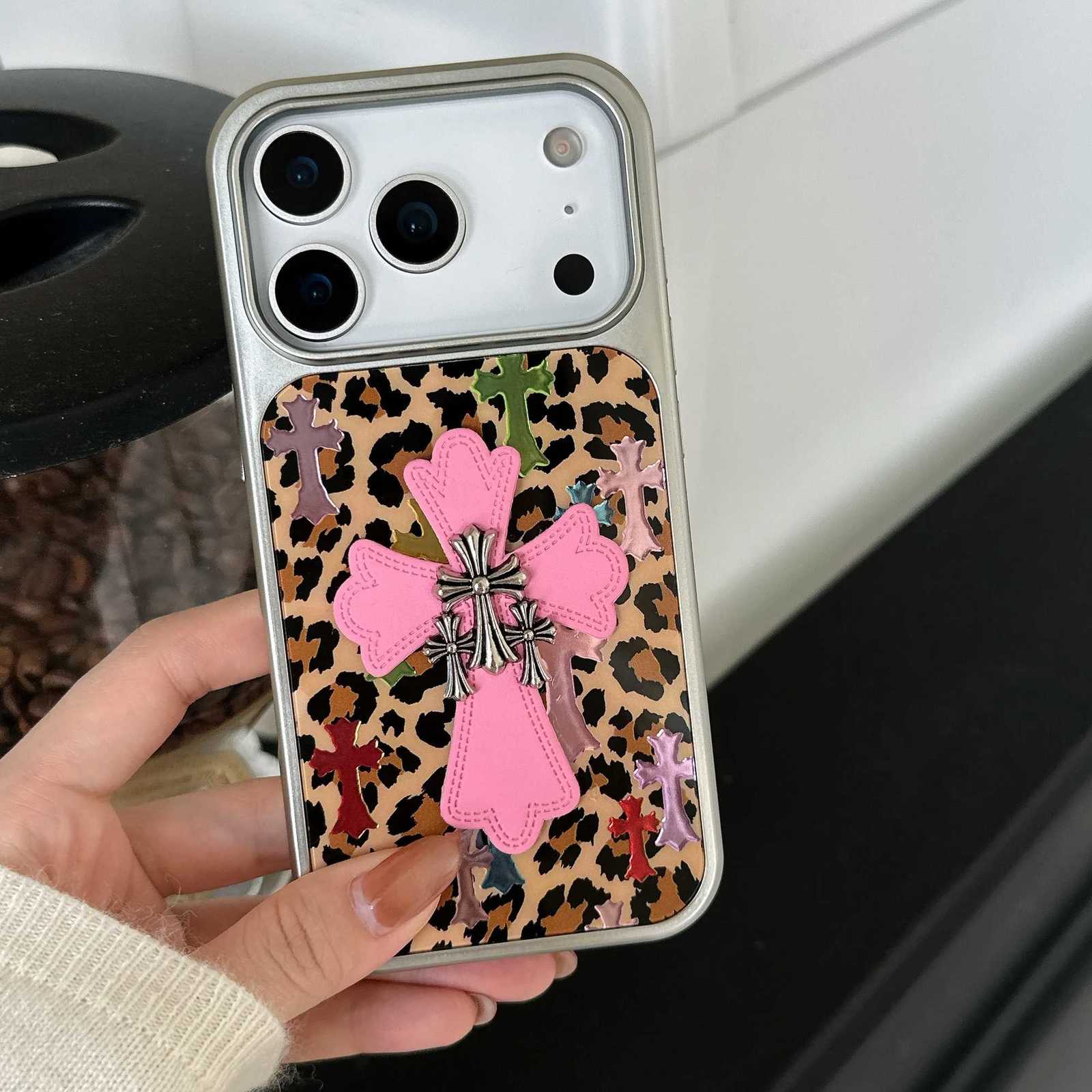 Silver-edged gold-plated leopard print Chre s phone case for iPhone 17 series Y251226