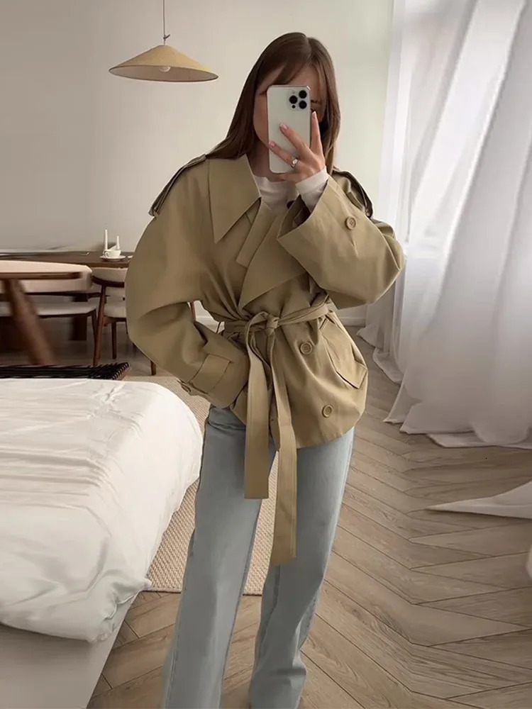 Autumn Lace Up Trench Coat Women Apricot Loose Large Lapel Long Sleeves Short Windbreaker Chic High Street Lady Outerwear 251222