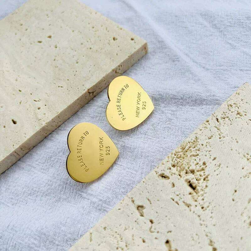 LENNIK Popular 18K Gold Plated Heart-Shaped Stud Earrings Available for Decorative Wearable Accessories Women Classic Gifts 25H1226