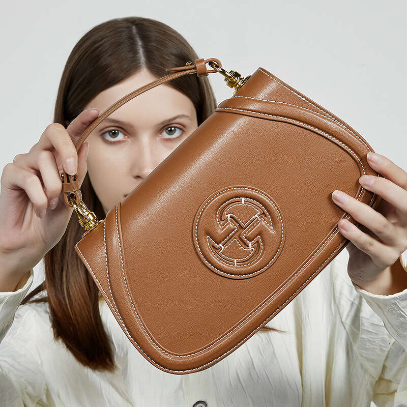 Women's luxury shoulder bag trendy handbag Hobo saddle new leather high-end retro single handle multifunctional light underarm bag