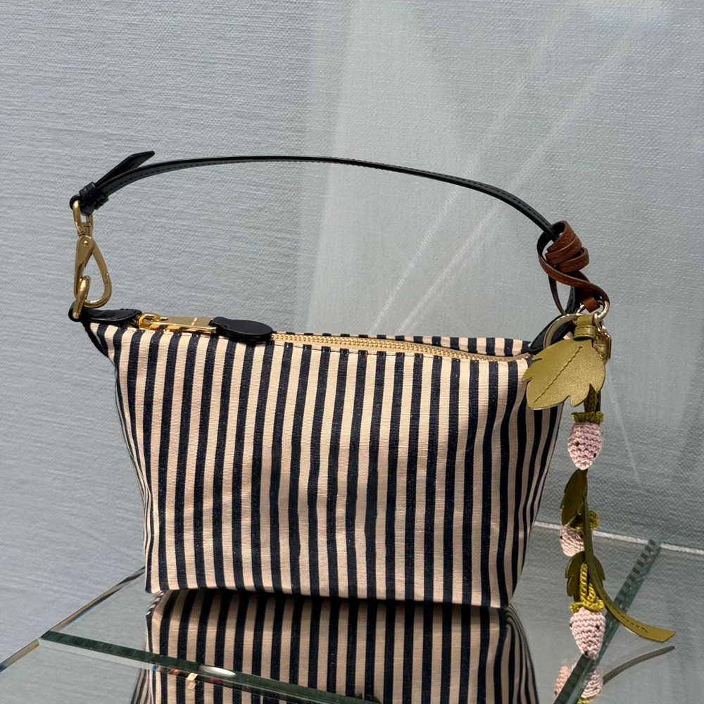 designer bags Striped Woven Lunch Box Bag, Women's Single Shoulder New Style, Simple Adhesive Fabric Letter Canvas Tote Bag 250715