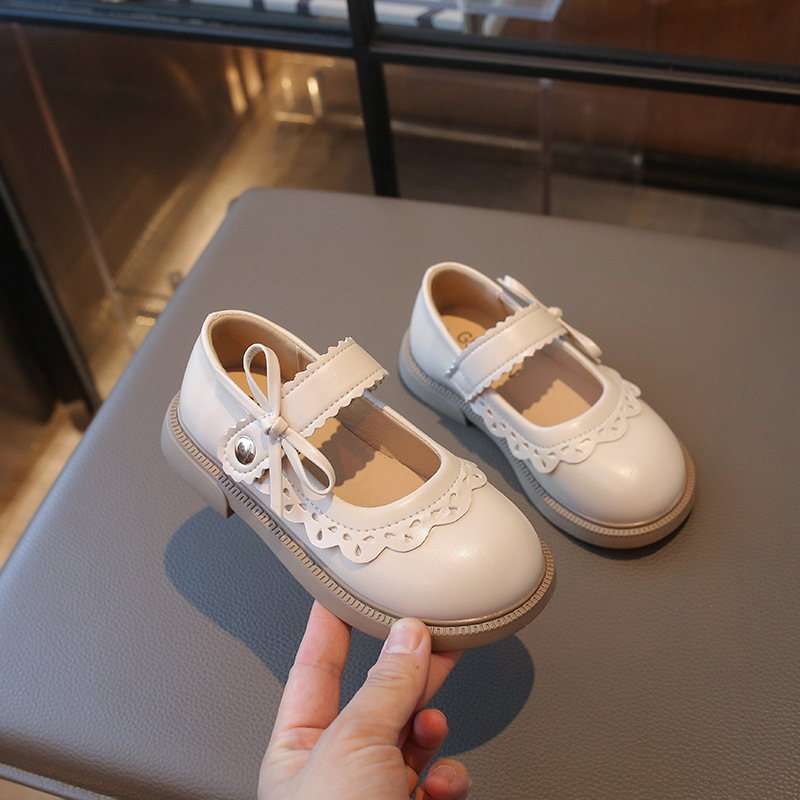 girls leather dance shoes princess fashion shoes girls princess shoes new spring and autumn bow childrens softsoled single shoes size 26-32