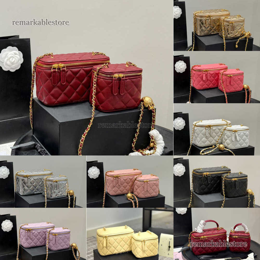 Shoulder bag Cosmetic Bags CC Makeup bag Designer Micro Vanity Bag Mini Cosmetic Bag Crossbody handbag Designer Tiny Cosmetic Make Up Bags Coin Purse Gold width 11 cm