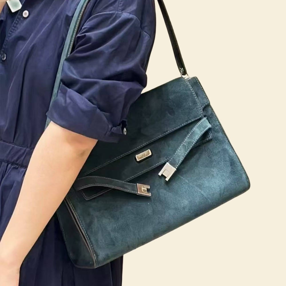 Fashion Large Capacity Shoulder Crossbody Bag Luxury bag, retro frosted top layer cowhide tote bag, deer skin small square bag Shoulder Bags Women's Bag 31*21cm