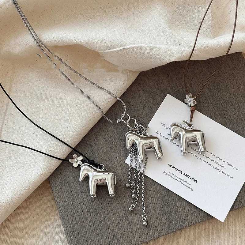 luxury Cartoon Horse Pendant Necklaces For Women Female Sweater Chains Adjustable Long Rope Chain Daily Matching Accessories M251227