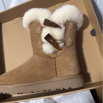 Tasman Slides Tazz Slippers Womens Snow Slippers Designer Boots Platform Sheepskin Shearling Classic Ultra Mini Boot Suede Wool Winter Ankle Booties Mens Shoes