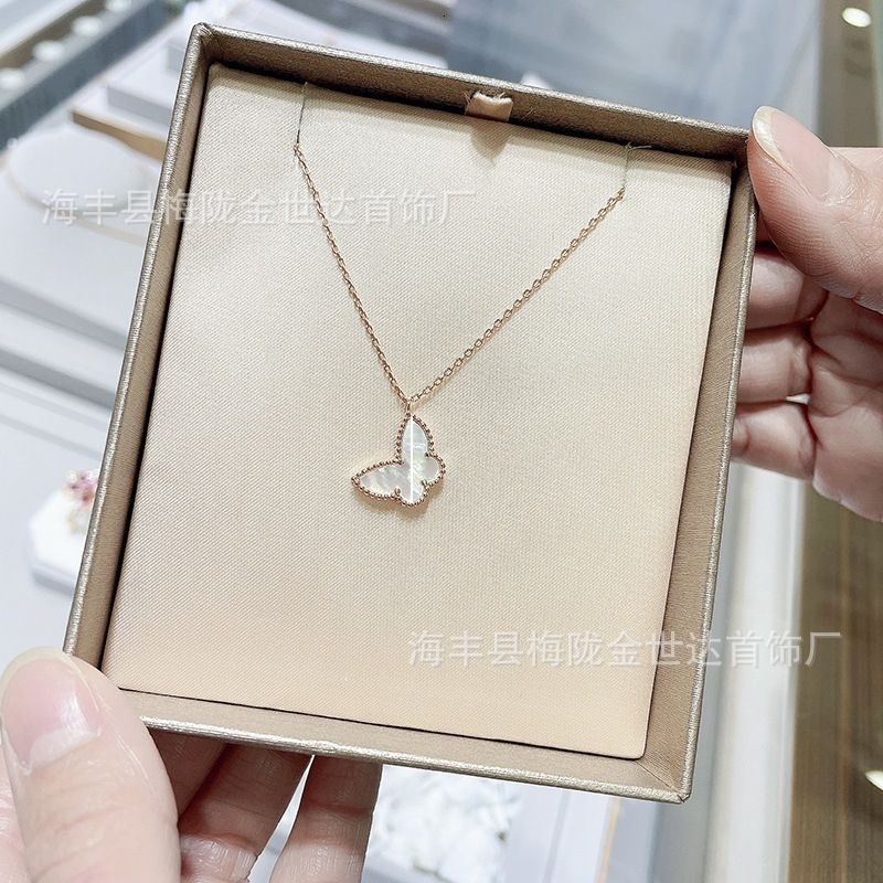 vanly cleef Jewelery jewellery clover necklace Small Butterfly White Mother-of-Pearl Necklace for Women Light Luxury Niche Choker Gift Girlfriend