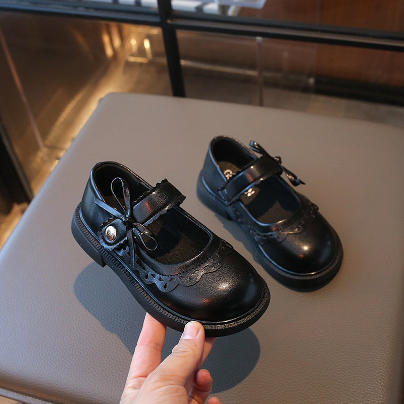 girls leather dance shoes princess fashion shoes girls princess shoes new spring and autumn bow childrens softsoled single shoes size 26-32