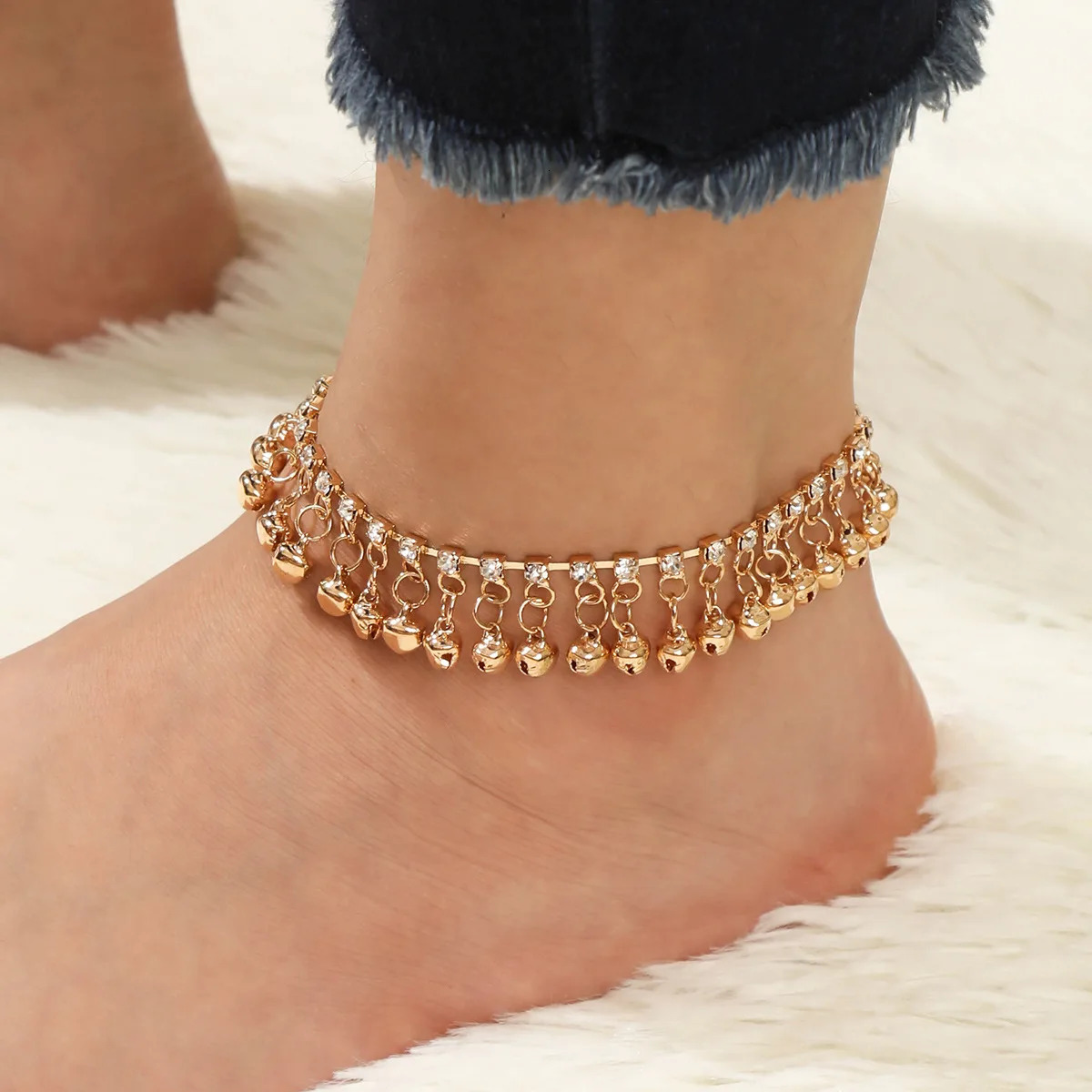 Vintage Gold Color Ethnic Tassel Bell Anklets for Women Girl Beach Foot Anklet India Jewelry Party Accessories 251226
