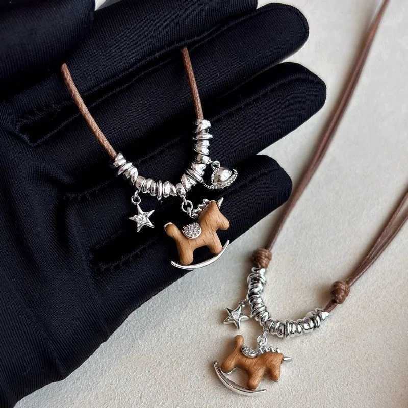 luxury Kawail Enamel Cartoon Horse Pendant Necklaces for Women Girls Long Adjustable Wax Rope Sweater Chain Chokers M251227