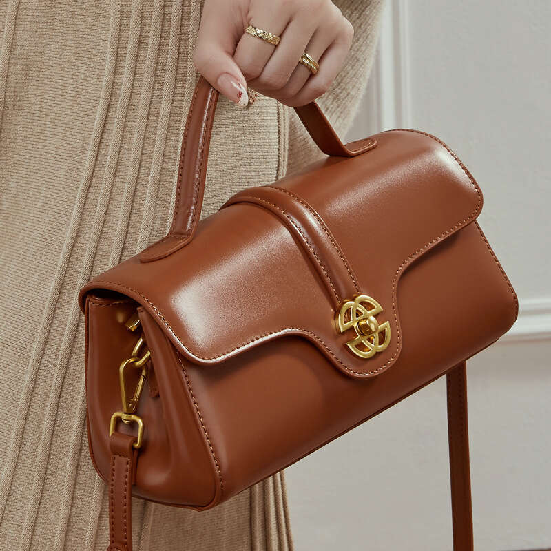 Luxury shoulder bag handbag Hobo new autumn and winter leather crossbody bag women's high-end buckle small lightweight handbag