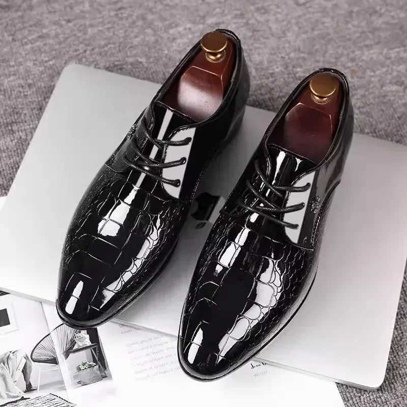 Pointed Toe Dress Plus Size Shoes Newest Italian Oxford Shoes for Men Classic Derbies Luxury Patent Leather Wedding Shoes Z251227