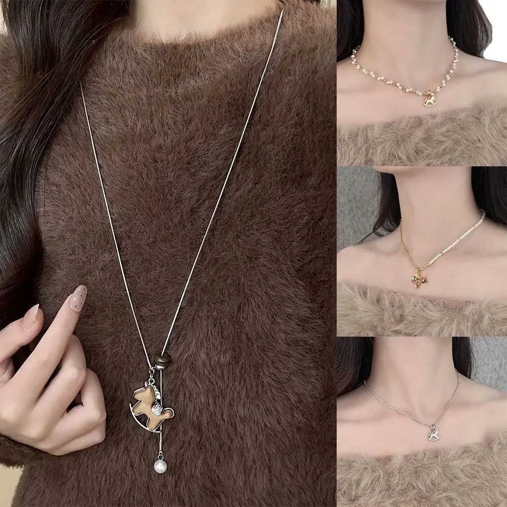 luxury Gifts Adjustable Horse Necklaces Colorful Exquisite Horse Pendant Sweater Chain Accessories M251227