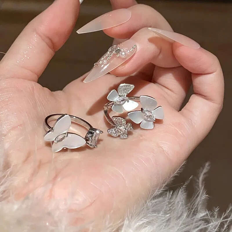 Designer Jewellery High Quality Silver Tone Mother of Pearl Cubic Zirconia Butterfly Ring for Everyday Wear Gift for Special Occasions Textured Delica