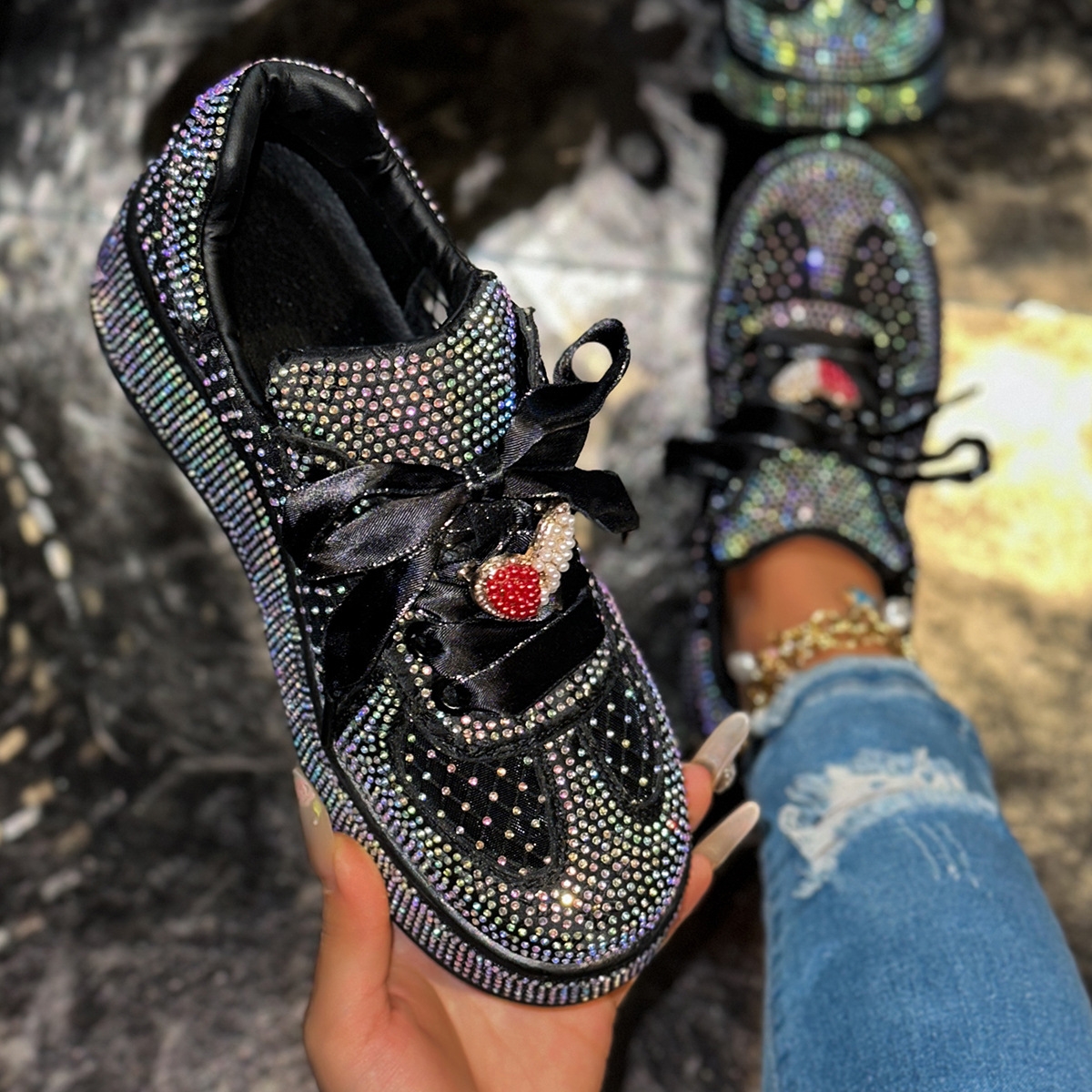 Free shipping women's casual shoes with rhinestones new thick soled full diamond lace up sneakers large size black and white