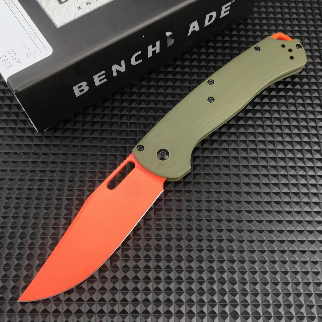 BM 15535 Knife Carbon Fiber Handle Hunting Folding Knife BENCH CPM154 Blade EDC Self Defense Pocket Multiool Knives Gitf for Men