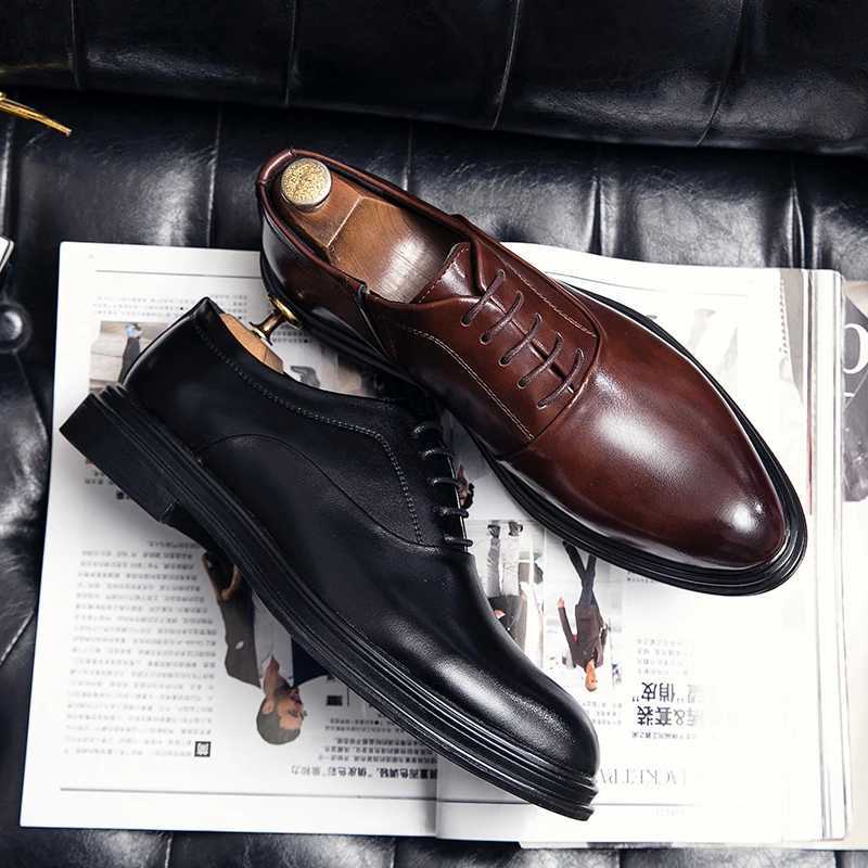 Classic Oxfords Leather Shoes Men Retro Mens Dress Shoes Casual Business Social Brogues Wedding Leather Shoes Male Z251227