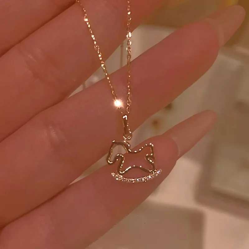luxury Shiny 925 Sterling Silver Zircon Hollowed-out Childhood Wooden Horse Pendant Necklace for Woman Girlish Collarbone Chain Jewelry M251227