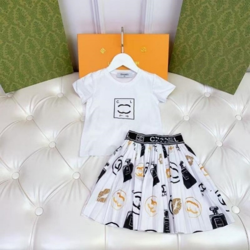 Luxury Designer Brand Baby Kids Clothing Sets Classic dress and skirt set Childrens Short Sleeve Letter Lettered Shorts Fashion Shirt Sets Size 90cm-160cm T67