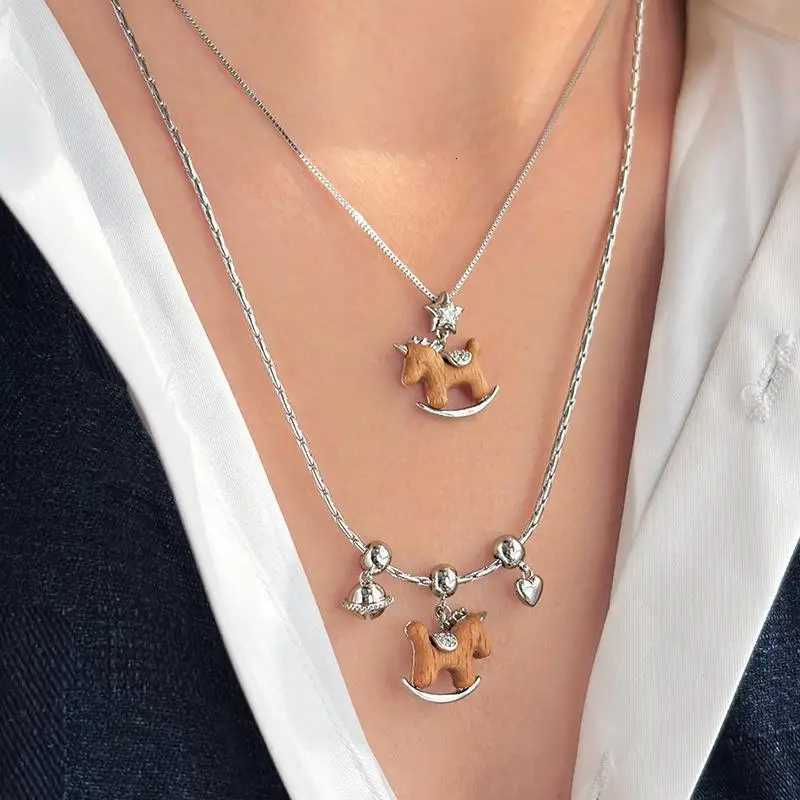 luxury 1pc Simple Fashionable Horse Collarbone Chain Necklace Earrings For Womens Creative Sweater Chain Jewelry Accessories Gifts M251227
