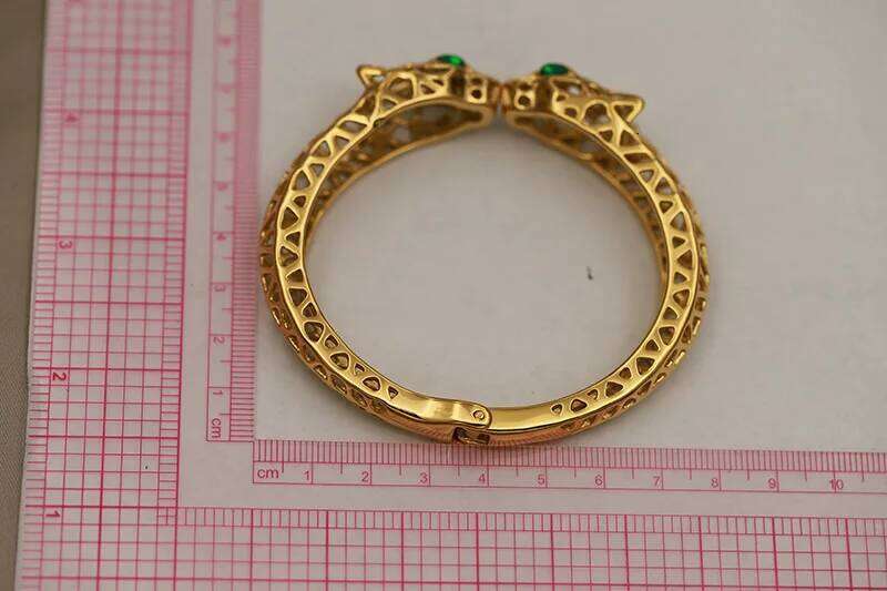 316L Classic Stainless Steel Metal Hollow Leopard for Women Elegant Bangles Rust-proof Animal Bracelets Wrist Jewelry