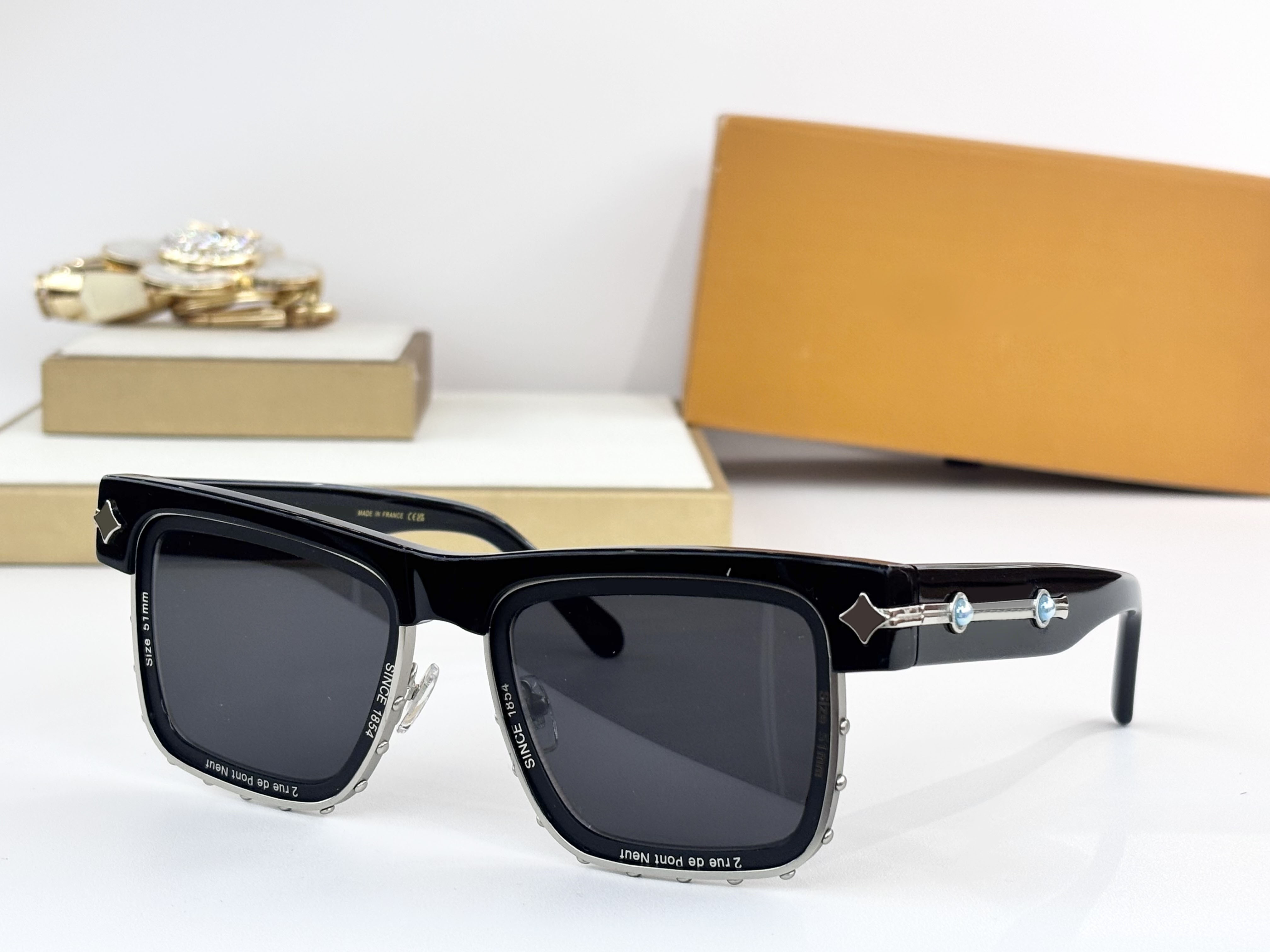 Womens Sunglasses For Women Men Sun Glasses Mens Fashion Style Protects Eyes UV400 Lens With Random Box And Case Z2023U