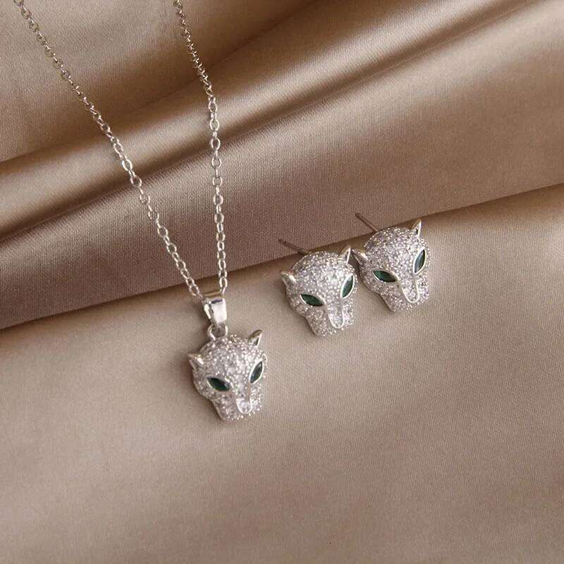 New Sight Luxury Zirconia Leopard Stud Earrings for Women Crystal Animal Charm Pendant Necklaces Open Rings Fashion Jewelry Set
