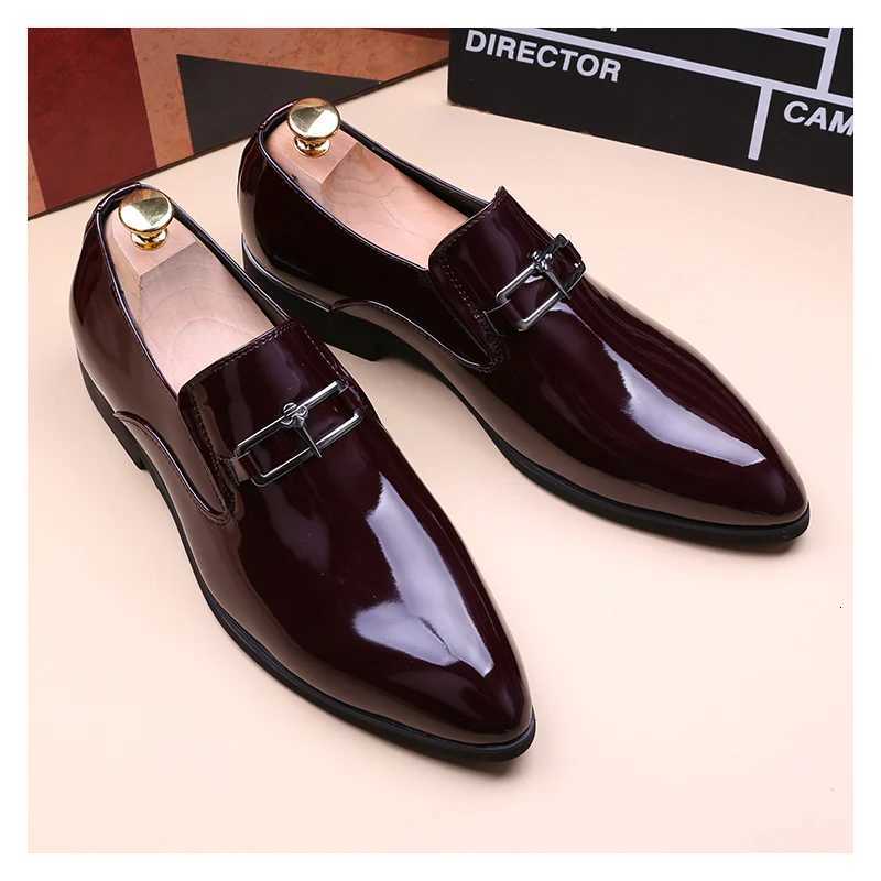 mens fashion wedding party dress patent leather shoes black red slip-on pointed toe shoe summer loafers trendy footwear Z251227