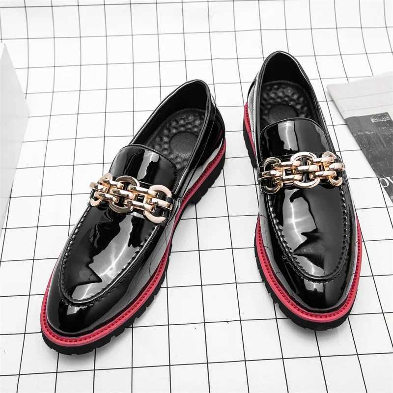 British Style Mens Loafers Black Red Patchwork Small Leather Shoes Business Casual Dresses Party Loafers Soft Soled Flat Shoes Z251227