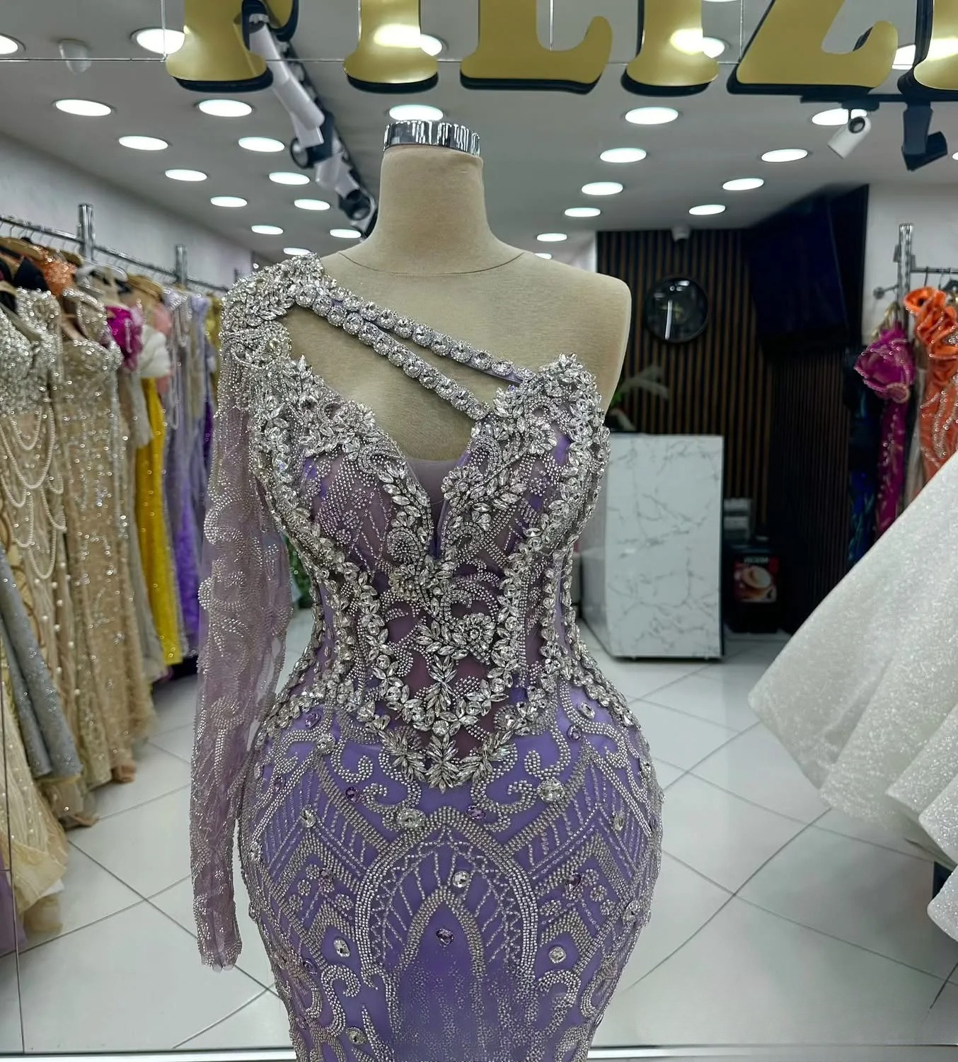 Elegant Lavender Mermaid Prom Dress With Sequined Rhinestone One-Shoulder Evening Gowns for Women Luxury Formal Party Special Occasions Robes de soire